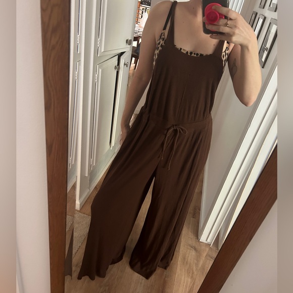 Free People Beach Wide Leg Overalls With Waist Tie Chocolate Brown NWT - Picture 3 of 12